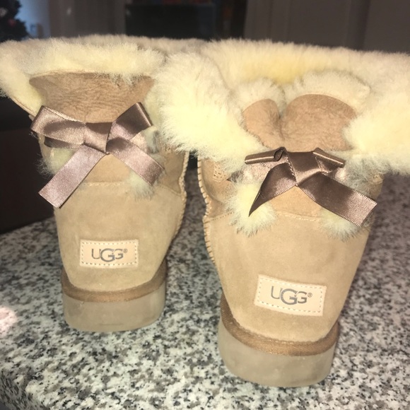 UGG bailey bow || - Picture 3 of 5